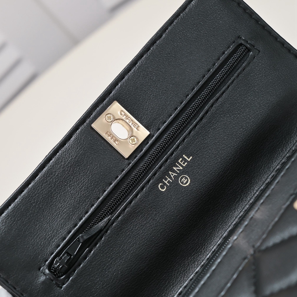 シャネルバッグ全体デザイン